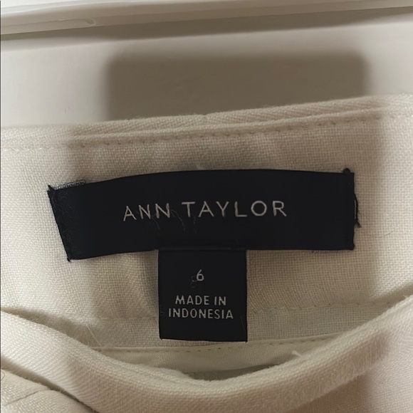 Ann Taylor Cream Women's Pants - Picture 5 of 8